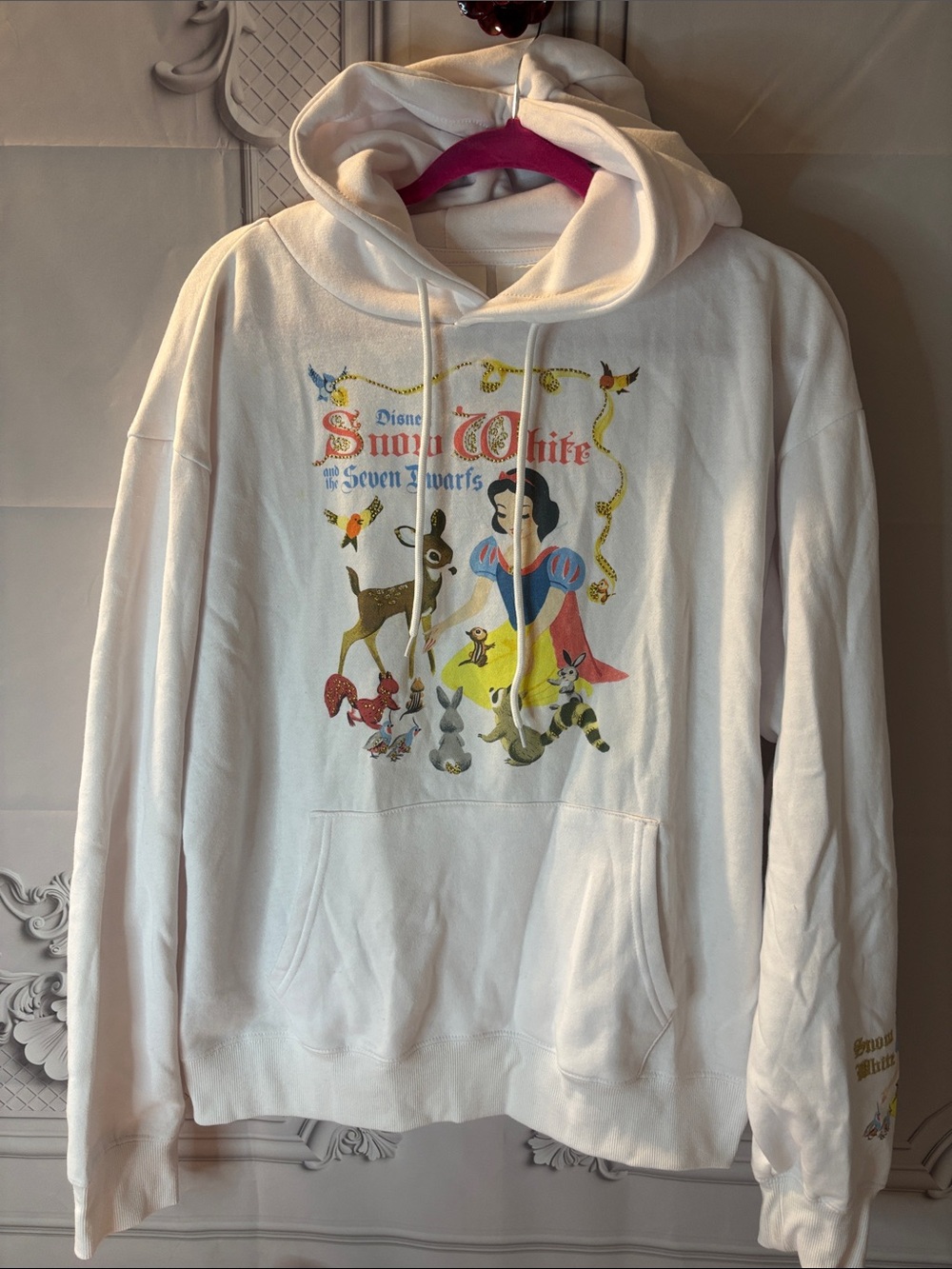 Disney Snow White Women’s Crewneck Hoodie, Size Large